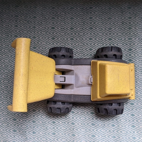 Sprig Toys Eco Dump Truck - Picture 6 of 10